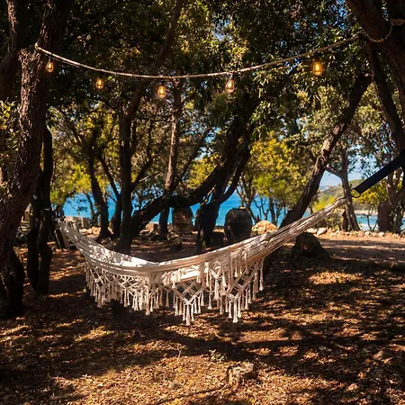 Roc - Private With 2 Beaches And Park كاسْتيلونْشيلّو