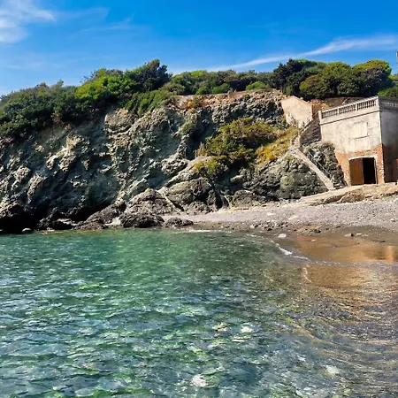 Roc - Private With 2 Beaches And Park * كاسْتيلونْشيلّو